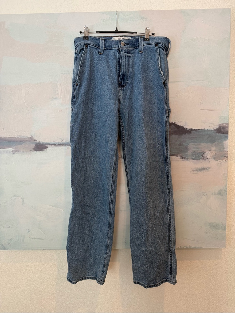 Hollister men’s Straight-Leg Jeans in Medium Blue Denim